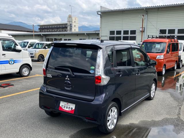 ｅＫカスタムＧスマ−トキ−　キーレスキー　ＡＢＳ　記録簿　ワンオーナー　運転席エアバッグ　アルミホイル　ナビ付き（山梨県）の中古車