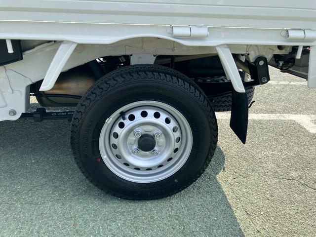 ハイゼットトラックスタンダード　４ＷＤ　ＭＴ　ＡＭ／ＦＭラジオデッキ荷台フロア長２，０３０ｍｍ・荷台幅１，４１０ｍｍ・防錆鋼鈑・ハロゲンヘッドランプ・マニュアルエアコン（山梨県）の中古車