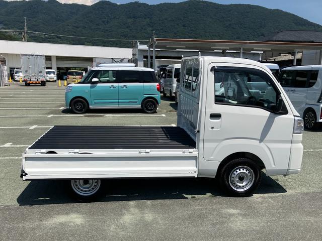 ハイゼットトラックスタンダード　４ＷＤ　ＭＴ　ＡＭ／ＦＭラジオデッキ荷台フロア長２，０３０ｍｍ・荷台幅１，４１０ｍｍ・防錆鋼鈑・ハロゲンヘッドランプ・マニュアルエアコン（山梨県）の中古車
