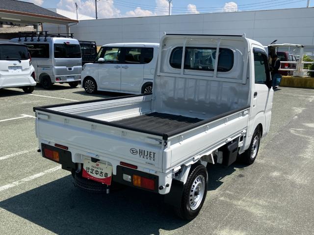 ハイゼットトラックスタンダード　４ＷＤ　ＭＴ　ＡＭ／ＦＭラジオデッキ荷台フロア長２，０３０ｍｍ・荷台幅１，４１０ｍｍ・防錆鋼鈑・ハロゲンヘッドランプ・マニュアルエアコン（山梨県）の中古車