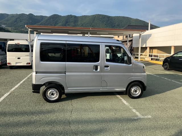 ハイゼットカーゴデラックス 4WD CVTAM/FMラジオデッキスマートアシスト・コーナーセンサー・3モード電子制御4WD(CVT車)・荷室長1,915mm・荷室幅1,410mm・荷室高1,250mm・ハロゲンヘッドランプ・マニュアルエアコン(山梨県)の中古車