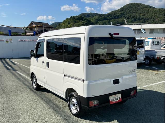 ハイゼットカーゴＤＸ　ＡＭ／ＦＭラジオデッキ　ＣＶＴ　４ＷＤスマートアシスト・コーナーセンサー・３モード電子制御４ＷＤ（ＣＶＴ車）・荷室長１，９１５ｍｍ・荷室幅１，４１０ｍｍ・荷室高１，２５０ｍｍ・ハロゲンヘッドランプ・マニュアルエアコン（山梨県）の中古車