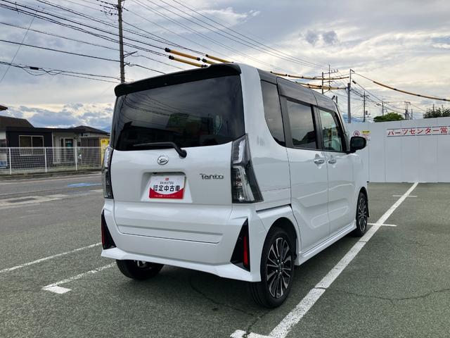 タントカスタムＲＳ　純正ナビゲーション　パノラマモニタースマートアシスト・ＬＥＤヘッドライト・１５インチアルミホイール・両側パワースライドドア・ＵＳＢソケット・運転席助手席シートヒーター・レザー調Ｘフルファブリックシート・本革巻ステアリングホイール（山梨県）の中古車