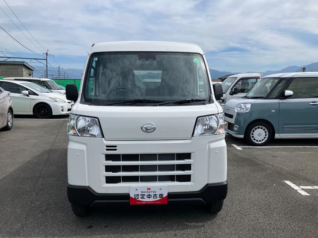 ハイゼットカーゴデラックス　４ＷＤ　ＣＶＴ　ＡＭ／ＦＭラジオデッキスマートアシスト・コーナーセンサー・３モード電子制御４ＷＤ（ＣＶＴ車）・荷室長１，９１５ｍｍ・荷室幅１，４１０ｍｍ・荷室高１，２５０ｍｍ・ハロゲンヘッドランプ・マニュアルエアコン（山梨県）の中古車