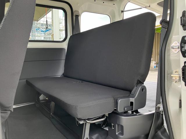 ハイゼットカーゴデラックス 4WD CVT AM/FMラジオデッキスマートアシスト・コーナーセンサー・3モード電子制御4WD(CVT車)・荷室長1,915mm・荷室幅1,410mm・荷室高1,250mm・ハロゲンヘッドランプ・マニュアルエアコン(山梨県)の中古車