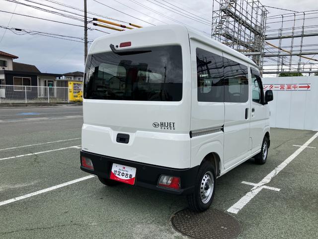 ハイゼットカーゴデラックス 4WD CVT AM/FMラジオデッキスマートアシスト・コーナーセンサー・3モード電子制御4WD(CVT車)・荷室長1,915mm・荷室幅1,410mm・荷室高1,250mm・ハロゲンヘッドランプ・マニュアルエアコン(山梨県)の中古車