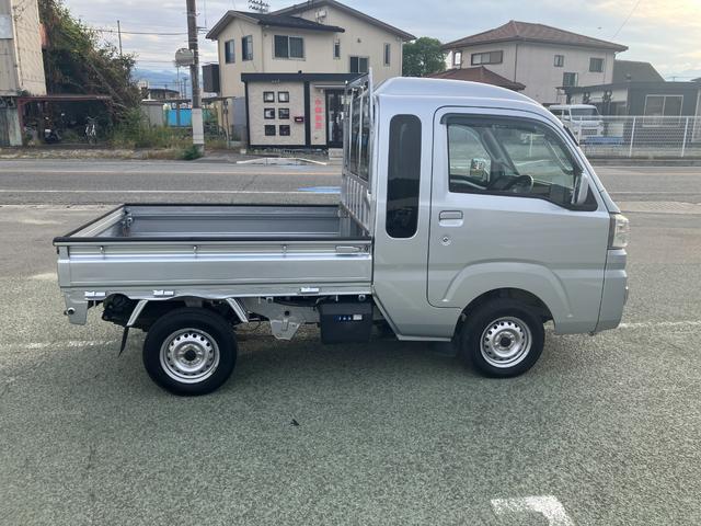 ハイゼットトラックジャンボ　純正ＣＤデッキ記録簿　運転席エアバック　ワンオーナー車　切替４ＷＤ　ＡＢＳ（山梨県）の中古車