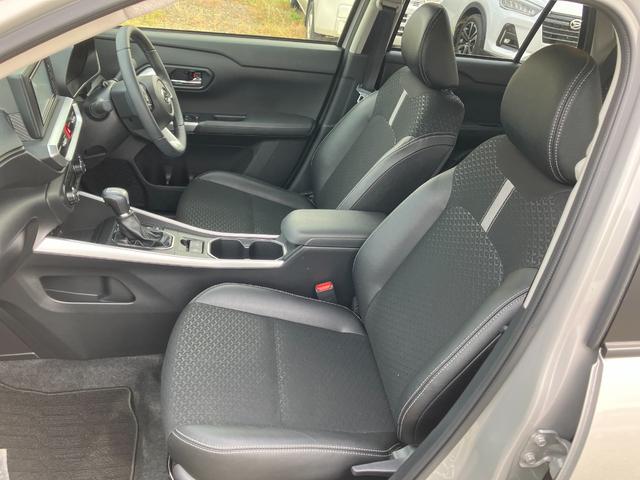 ロッキープレミアムＧスマートアシスト・コーナーセンサー・１７インチアルミ・ＬＥＤヘッドランプ・（自動消灯システム）・オートエアコン・プッシュエンジンスタート（山梨県）の中古車