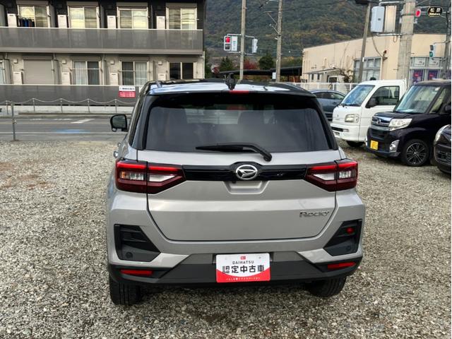 ロッキープレミアムＧスマートアシスト・コーナーセンサー・１７インチアルミ・ＬＥＤヘッドランプ・（自動消灯システム）・オートエアコン・プッシュエンジンスタート（山梨県）の中古車