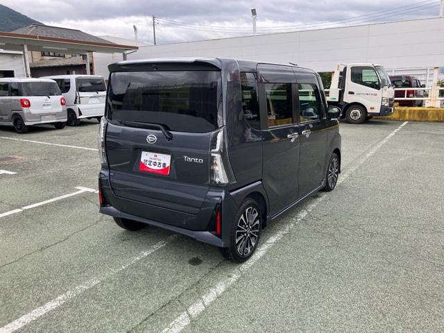 タントカスタムＲＳ　１０インチナビ　パノラマモニタースマートアシスト・ＬＥＤヘッドライト・１５インチアルミホイール・両側パワースライドドア・ＵＳＢソケット・運転席助手席シートヒーター・レザー調Ｘフルファブリックシート・本革巻ステアリングホイール（山梨県）の中古車