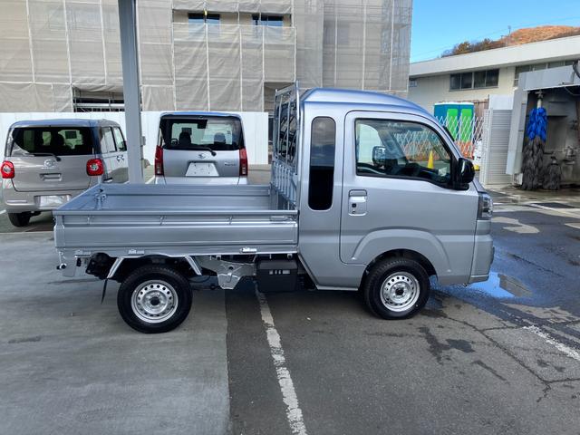 ハイゼットトラックジャンボエクストラ　オーディオレス　ＣＶＴスマートアシスト・コーナーセンサー・切り替え式４ＷＤ（ＣＶＴ車）・ＬＥＤヘッドランプ・ＬＥＤフォグランプ・ＬＥＤ大型作業灯・プッシュエンジンスタート（山梨県）の中古車