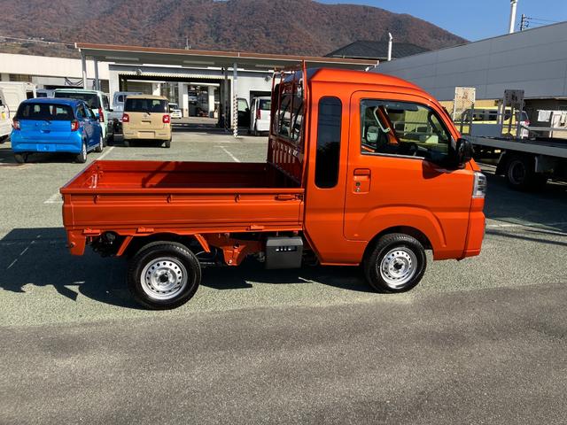 ハイゼットトラックジャンボエクストラ オーディオレス CVT 4WDスマートアシスト・コーナーセンサー・切り替え式4WD(CVT車)・LEDヘッドランプ・LEDフォグランプ・LED大型作業灯・プッシュエンジンスタート(山梨県)の中古車