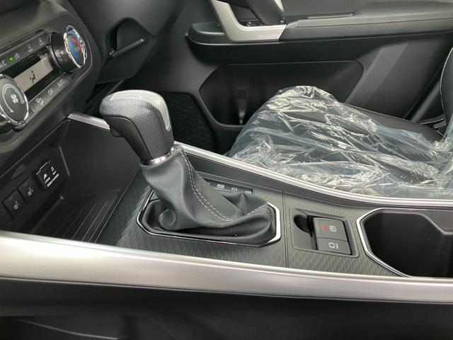 ロッキープレミアムG HEV 純正ナビゲーション ドラレコスマートアシスト・コーナーセンサー・ハイブリッド専用17インチアルミ・LEDヘッドランプ・(自動消灯システム)・シーケンシャルターンランプ・オートエアコン・運転席助手席シートヒーター(山梨県)の中古車