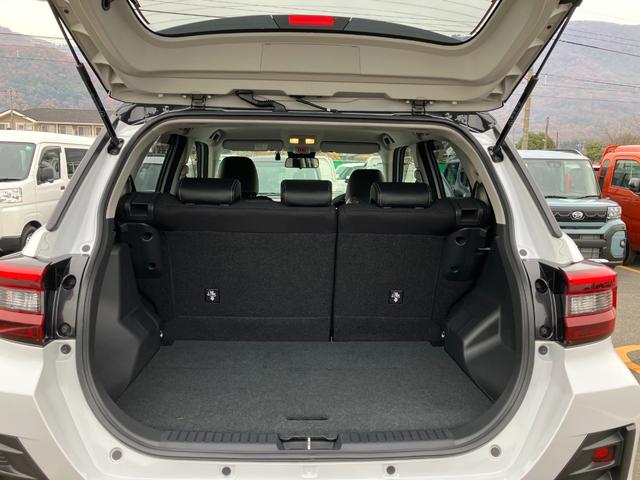 ロッキープレミアムG HEV 純正ナビゲーション ドラレコスマートアシスト・コーナーセンサー・ハイブリッド専用17インチアルミ・LEDヘッドランプ・(自動消灯システム)・シーケンシャルターンランプ・オートエアコン・運転席助手席シートヒーター(山梨県)の中古車