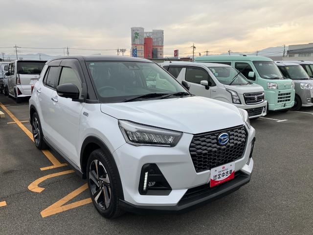 ロッキープレミアムG HEV 純正ナビゲーション ドラレコスマートアシスト・コーナーセンサー・ハイブリッド専用17インチアルミ・LEDヘッドランプ・(自動消灯システム)・シーケンシャルターンランプ・オートエアコン・運転席助手席シートヒーター(山梨県)の中古車