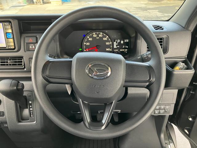 ハイゼットカーゴクルーズターボ 4WD CVT 純正ナビ バックモニタースマートアシスト・コーナーセンサー・3モード電子制御4WD(CVT車)・直列3気筒インタークーラーターボ・ハロゲンヘッドランプ・マニュアルエアコン・電動格納ミラー(山梨県)の中古車