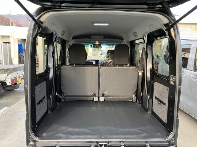 ハイゼットカーゴクルーズターボ 4WD CVT 純正ナビ バックモニタースマートアシスト・コーナーセンサー・3モード電子制御4WD(CVT車)・直列3気筒インタークーラーターボ・ハロゲンヘッドランプ・マニュアルエアコン・電動格納ミラー(山梨県)の中古車