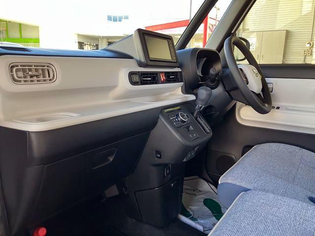 ムーヴキャンバスストライプスＧ　純正ナビゲーション　バックモニターナビ　スマートキープッシュスタート　キーフリーキー　ワンオーナー車　車線逸脱警報　運転席エアバック　オートハイビーム　ＡＢＳ　点検記録簿　エマージェンシーブレーキ（山梨県）の中古車