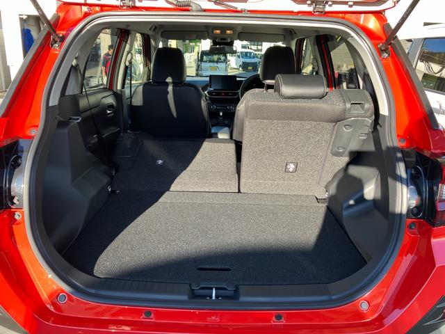 ロッキープレミアムＧ　ディスプレイオーディオ　パノラマモニタースマートアシスト・コーナーセンサー・１７インチアルミ・ＬＥＤヘッドランプ・（自動消灯システム）・オートエアコン・プッシュエンジンスタート（山梨県）の中古車