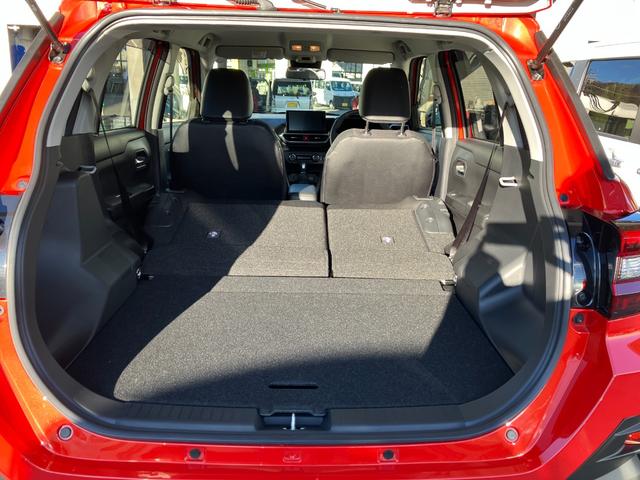 ロッキープレミアムＧ　ディスプレイオーディオ　パノラマモニタースマートアシスト・コーナーセンサー・１７インチアルミ・ＬＥＤヘッドランプ・（自動消灯システム）・オートエアコン・プッシュエンジンスタート（山梨県）の中古車