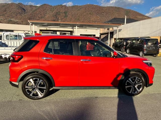 ロッキープレミアムＧ　ディスプレイオーディオ　パノラマモニタースマートアシスト・コーナーセンサー・１７インチアルミ・ＬＥＤヘッドランプ・（自動消灯システム）・オートエアコン・プッシュエンジンスタート（山梨県）の中古車