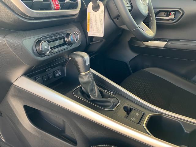 ロッキープレミアムG 純正ナビゲーション ドライブレコーダースマートアシスト・コーナーセンサー・17インチアルミ・LEDヘッドランプ・(自動消灯システム)・オートエアコン・プッシュエンジンスタート(山梨県)の中古車