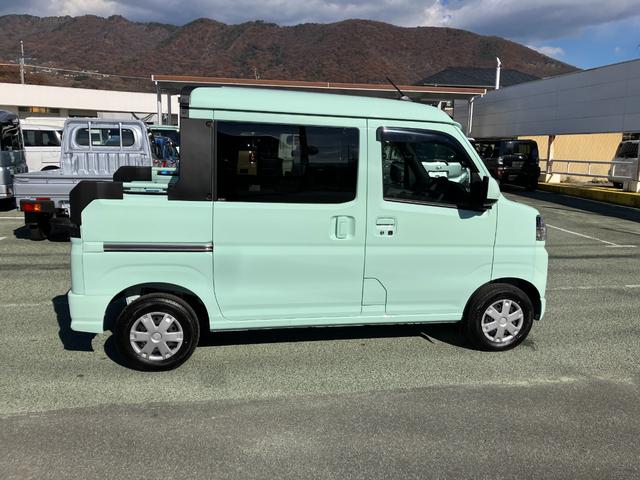 ハイゼットカーゴデッキバンG 4WD CVT 純正ナビ ドライブレコーダースマートアシスト・コーナーセンサー・3モード電子制御4WD(CVT車)・ハロゲンヘッドランプ・マニュアルエアコン・撥水フルファブリックシート・プッシュエンジンスタート(山梨県)の中古車