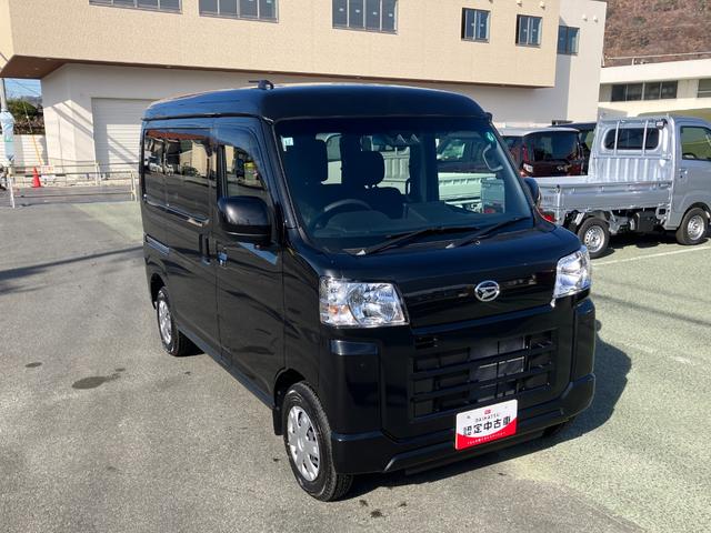 ハイゼットカーゴクルーズ　ディスプレイオーディオ装備　　バックモニタースマートアシスト・コーナーセンサー・３モード電子制御４ＷＤ（ＣＶＴ車）・荷室長１，９１５ｍｍ・荷室幅１，４１０ｍｍ・荷室高１，２５０ｍｍ・ハロゲンヘッドランプ・マニュアルエアコン（山梨県）の中古車