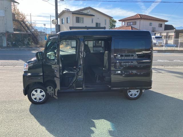 ハイゼットカーゴクルーズ　ディスプレイオーディオ装備　　バックモニタースマートアシスト・コーナーセンサー・３モード電子制御４ＷＤ（ＣＶＴ車）・荷室長１，９１５ｍｍ・荷室幅１，４１０ｍｍ・荷室高１，２５０ｍｍ・ハロゲンヘッドランプ・マニュアルエアコン（山梨県）の中古車