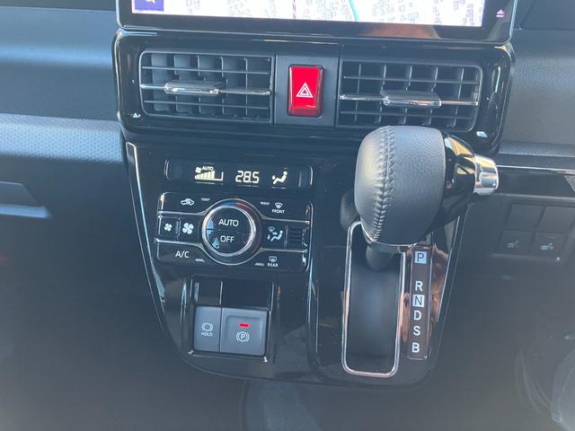 タントカスタムＲＳ　４ＷＤ　１０インチ純正ナビ　パノラマスマートアシスト・ＬＥＤヘッドライト・１５インチアルミホイール・両側パワースライドドア・ＵＳＢソケット・運転席助手席シートヒーター・レザー調Ｘフルファブリックシート・本革巻ステアリングホイール（山梨県）の中古車