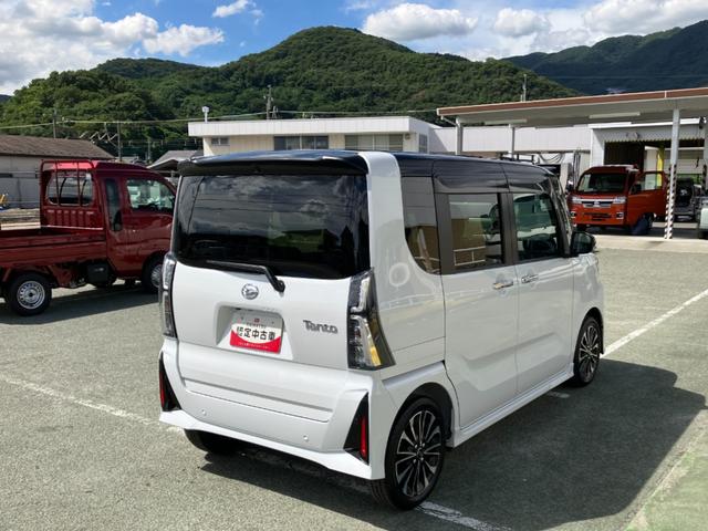 タントカスタムＲＳ　１０インチ純正ナビ　パノラマモニタースマートアシスト・ＬＥＤヘッドライト・１５インチアルミホイール・両側パワースライドドア・ＵＳＢソケット・運転席助手席シートヒーター・レザー調Ｘフルファブリックシート・本革巻ステアリングホイール（山梨県）の中古車