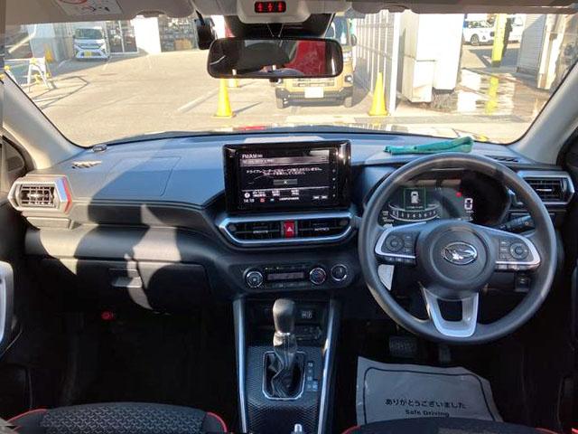 ロッキーG 純正ナビ パノラマモニタースマートアシスト・17インチアルミ・LEDヘッドランプ・LEDフォグ・シーケンシャルターンランプ・プッシュエンジンスタート・オートエアコン・USBソケット(山梨県)の中古車