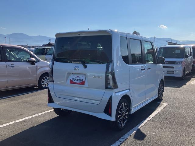 タントカスタムＲＳ　純正ナビゲーション　バックモニタースマートアシスト・ＬＥＤヘッドライト・１５インチアルミホイール・両側パワースライドドア・ＵＳＢソケット・運転席助手席シートヒーター・レザー調Ｘフルファブリックシート・本革巻ステアリングホイール（山梨県）の中古車