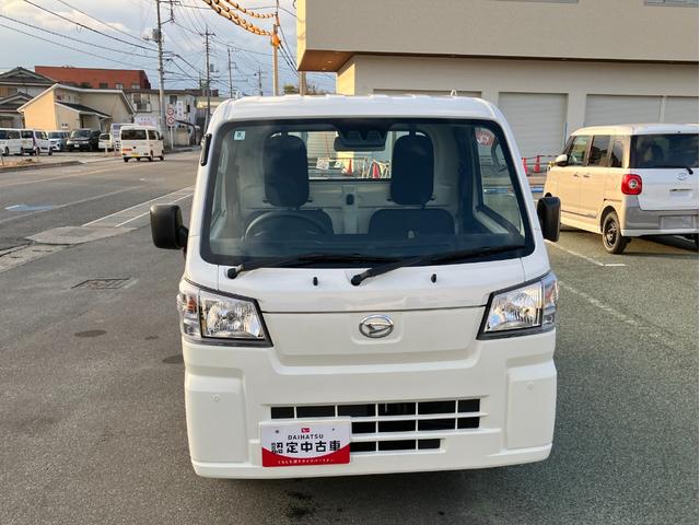 ハイゼットトラックスタンダード　４ＷＤ　ＭＴ　ＡＭ／ＦＭラジオデッキスマートアシスト・荷台フロア長２，０３０ｍｍ・荷台幅１，４１０ｍｍ・防錆鋼鈑・ハロゲンヘッドランプ・マニュアルエアコン（山梨県）の中古車