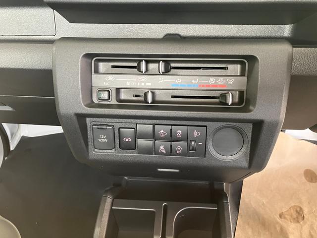 ハイゼットトラックスタンダード　４ＷＤ　ＭＴ　ＡＭ／ＦＭラジオデッキスマートアシスト・荷台フロア長２，０３０ｍｍ・荷台幅１，４１０ｍｍ・防錆鋼鈑・ハロゲンヘッドランプ・マニュアルエアコン（山梨県）の中古車