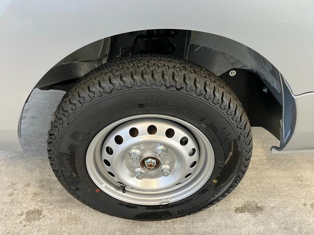 ハイゼットトラックスタンダード　４ＷＤ　ＣＶＴ　ＡＭ／ＦＭラジオデッキスマートアシスト・切り替え式４ＷＤ（ＣＶＴ車）・荷台フロア長２，０３０ｍｍ・荷台幅１，４１０ｍｍ・防錆鋼鈑・ハロゲンヘッドランプ・マニュアルエアコン（山梨県）の中古車