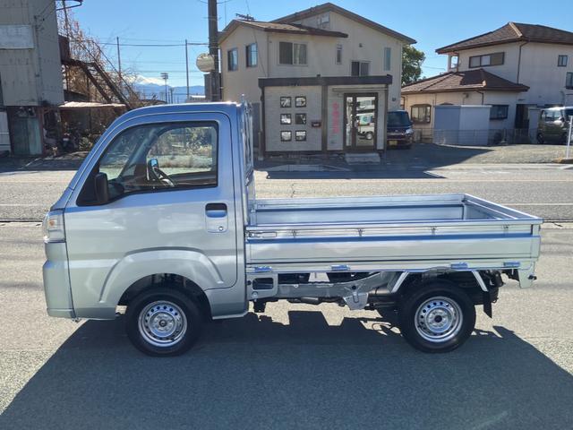 ハイゼットトラックスタンダード 4WD CVT AM/FMラジオデッキスマートアシスト・切り替え式4WD(CVT車)・荷台フロア長2,030mm・荷台幅1,410mm・防錆鋼鈑・ハロゲンヘッドランプ・マニュアルエアコン(山梨県)の中古車