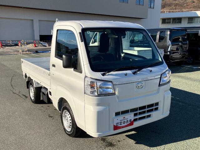 ハイゼットトラックスタンダード　４ＷＤ　ＭＴ　ＡＭ／ＦＭラジオデッキスマートアシスト・荷台フロア長２，０３０ｍｍ・荷台幅１，４１０ｍｍ・防錆鋼鈑・ハロゲンヘッドランプ・マニュアルエアコン（山梨県）の中古車