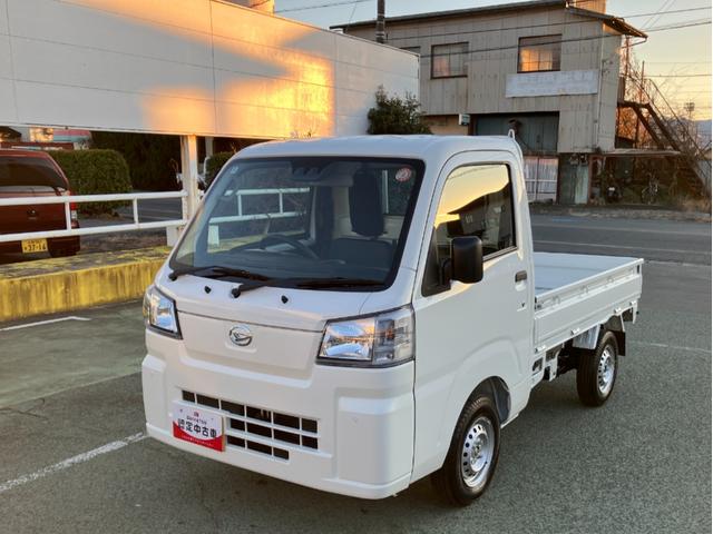 ハイゼットトラックスタンダード　４ＷＤ　ＭＴ　ＡＭ／ＦＭラジオデッキスマートアシスト・荷台フロア長２，０３０ｍｍ・荷台幅１，４１０ｍｍ・防錆鋼鈑・ハロゲンヘッドランプ・マニュアルエアコン（山梨県）の中古車