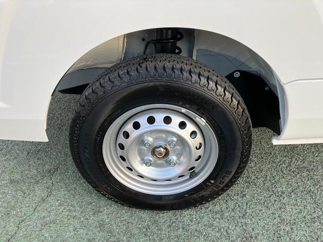 ハイゼットトラックスタンダード　４ＷＤ　ＭＴ　ＡＭ／ＦＭラジオデッキスマートアシスト・荷台フロア長２，０３０ｍｍ・荷台幅１，４１０ｍｍ・防錆鋼鈑・ハロゲンヘッドランプ・マニュアルエアコン（山梨県）の中古車