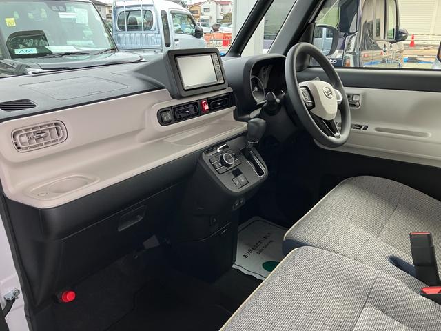 ムーヴキャンバスストライプスＧ　純正ナビゲーションナビ　スマートキープッシュスタート　キーフリーキー　ワンオーナー車　車線逸脱警報　運転席エアバック　オートハイビーム　ＡＢＳ　点検記録簿　エマージェンシーブレーキ（山梨県）の中古車