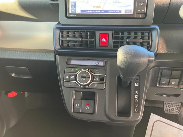 タントＸ　純正ナビゲーション　パノラマモニタースマートアシスト・ＬＥＤヘッドランプ・ヘッドランプ自動消灯機能・プッシュエンジンスタート・セキュリティアラーム・オートエアコン・左側パワースライドドア・電動格納ドアミラー（山梨県）の中古車