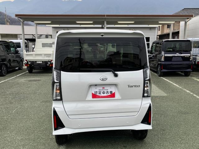 タントカスタムＲＳ　４ＷＤ　純正１０インチナビ　パノラマモニタースマートアシスト・ＬＥＤヘッドライト・１５インチアルミホイール・両側パワースライドドア・ＵＳＢソケット・運転席助手席シートヒーター・レザー調Ｘフルファブリックシート・本革巻ステアリングホイール（山梨県）の中古車