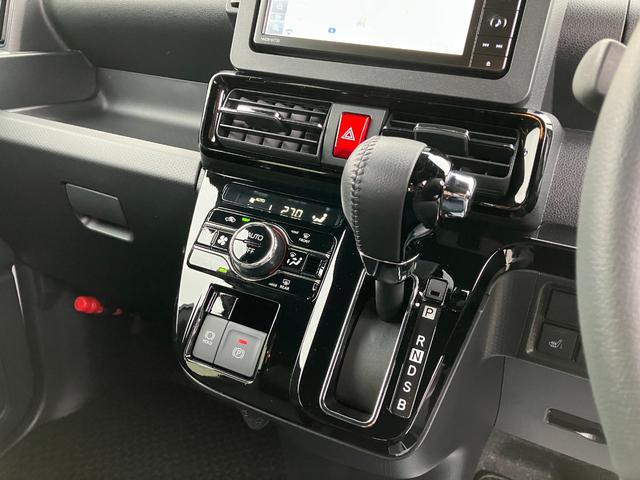 タントカスタムＲＳ　純正ナビ　パノラマモニタースマートアシスト・ＬＥＤヘッドランプ・プッシュエンジンスタート・１５インチアルミホイール・両側パワースライドドア・ＵＳＢソケット・オートエアコン・運転席助手席シートヒーター（山梨県）の中古車