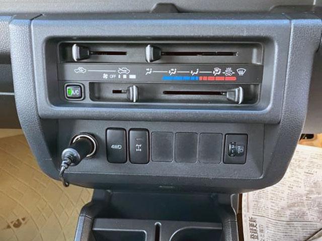 ハイゼットトラックエクストラ　４ＷＤ　ＭＴスマートアシスト・コーナーセンサー・切り替え式４ＷＤ（ＣＶＴ車）・電動格納ミラー・スーパーＵＶ＆ＩＲカットガラス（フロントウィンドウ）・ハロゲンヘッドランプ・マニュアルエアコン（山梨県）の中古車