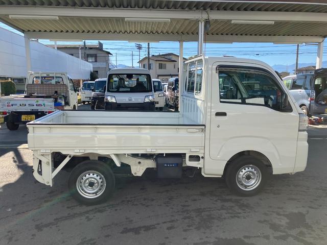ハイゼットトラックコンパクトテールリフト　４ＷＤ　ＡＴ（山梨県）の中古車