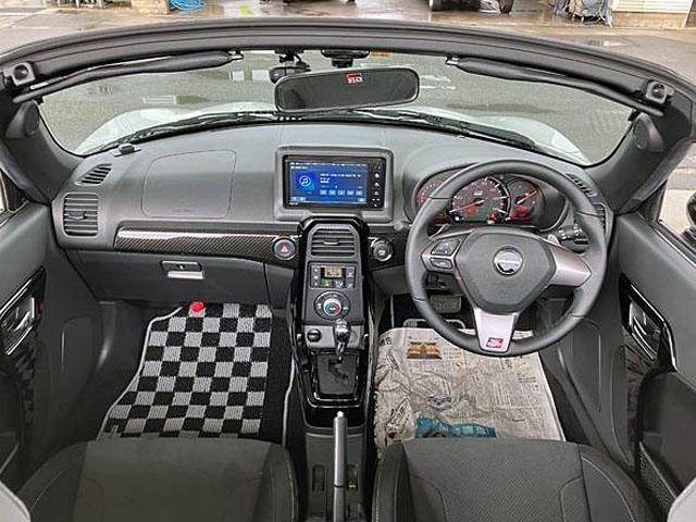 コペンＧＲ　スポーツ　純正ナビゲーションバックモニターＧＲ　ＳＰＯＲＴ専用ＢＢＳ製鍛造１６インチアルミ・ＧＲ専用インテリア・ＭＯＭＯ製本革巻ステアリング・ＧＲ専用ＲＥＣＡＲＯシート・ビルシュタイン製ショックアブソーバー・ＧＲ専用電子カードキー（山梨県）の中古車