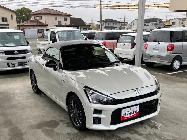 コペンＧＲ　スポーツ　純正ナビゲーションバックモニターＧＲ　ＳＰＯＲＴ専用ＢＢＳ製鍛造１６インチアルミ・ＧＲ専用インテリア・ＭＯＭＯ製本革巻ステアリング・ＧＲ専用ＲＥＣＡＲＯシート・ビルシュタイン製ショックアブソーバー・ＧＲ専用電子カードキー（山梨県）の中古車