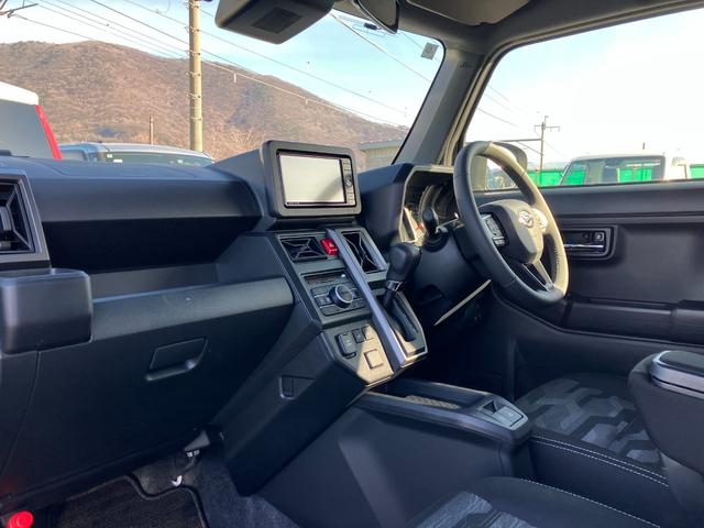 タフトＧターボ　クロムベンチャー　純正ナビ　バックモニタースマートアシスト・１５インチアルミ・Ｄ−ＣＶＴターボエンジン・ＬＥＤヘッドランプ・ＬＥＤフォグ・電動パーキング・運転席助手席シートヒーター・ＵＳＢソケット（山梨県）の中古車