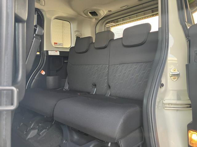 トールカスタムＧ　リミテッドII　ＳＡIII　４ＷＤキーフリーシステム　ワンオーナー　スマートキー　フルタイム４ＷＤ　両電動スライドドア　電動格納ドアミラープッシュ式エンジンスタートボタン　オートエアコン（山梨県）の中古車